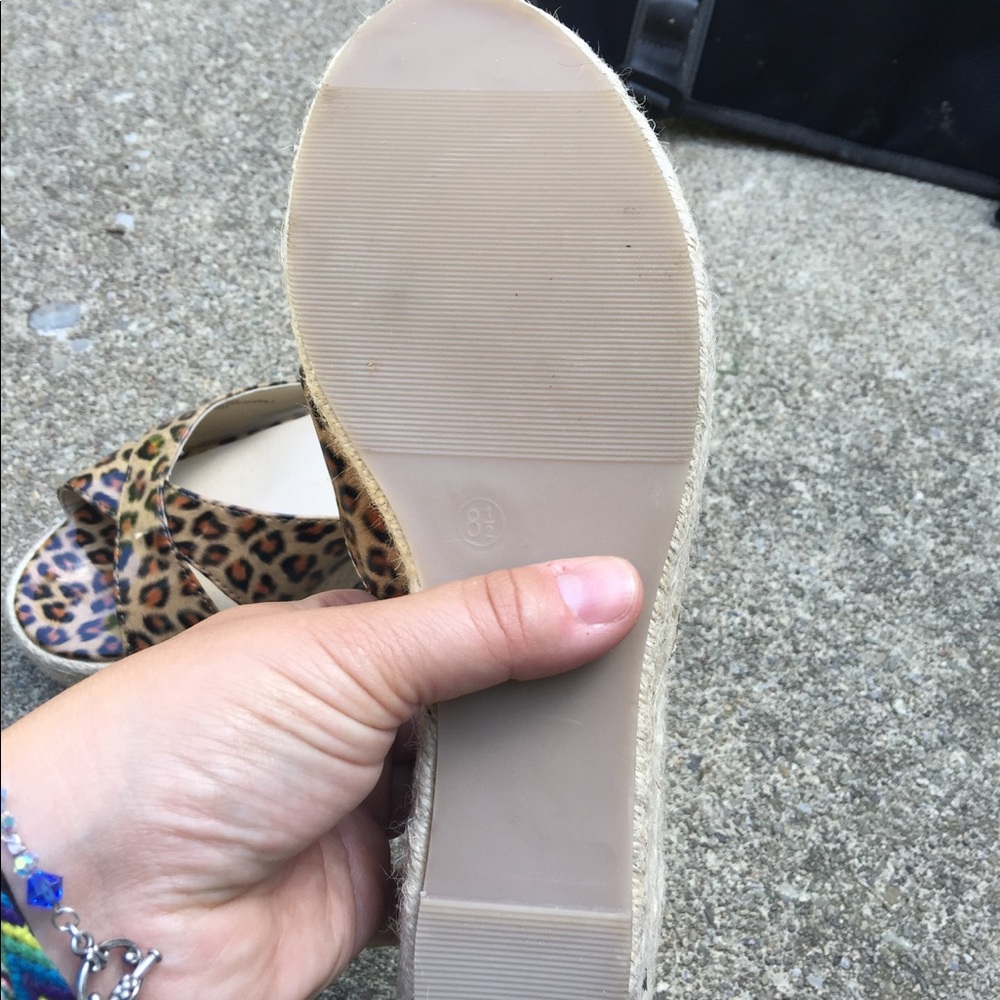 La Victoire Leopard Print Wedge Slides Size 8.5m - image 6